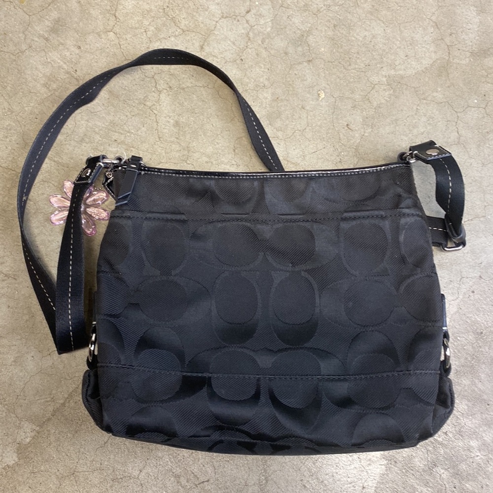 Coach Black Signature Logo Handbag - Picture 2 of 9